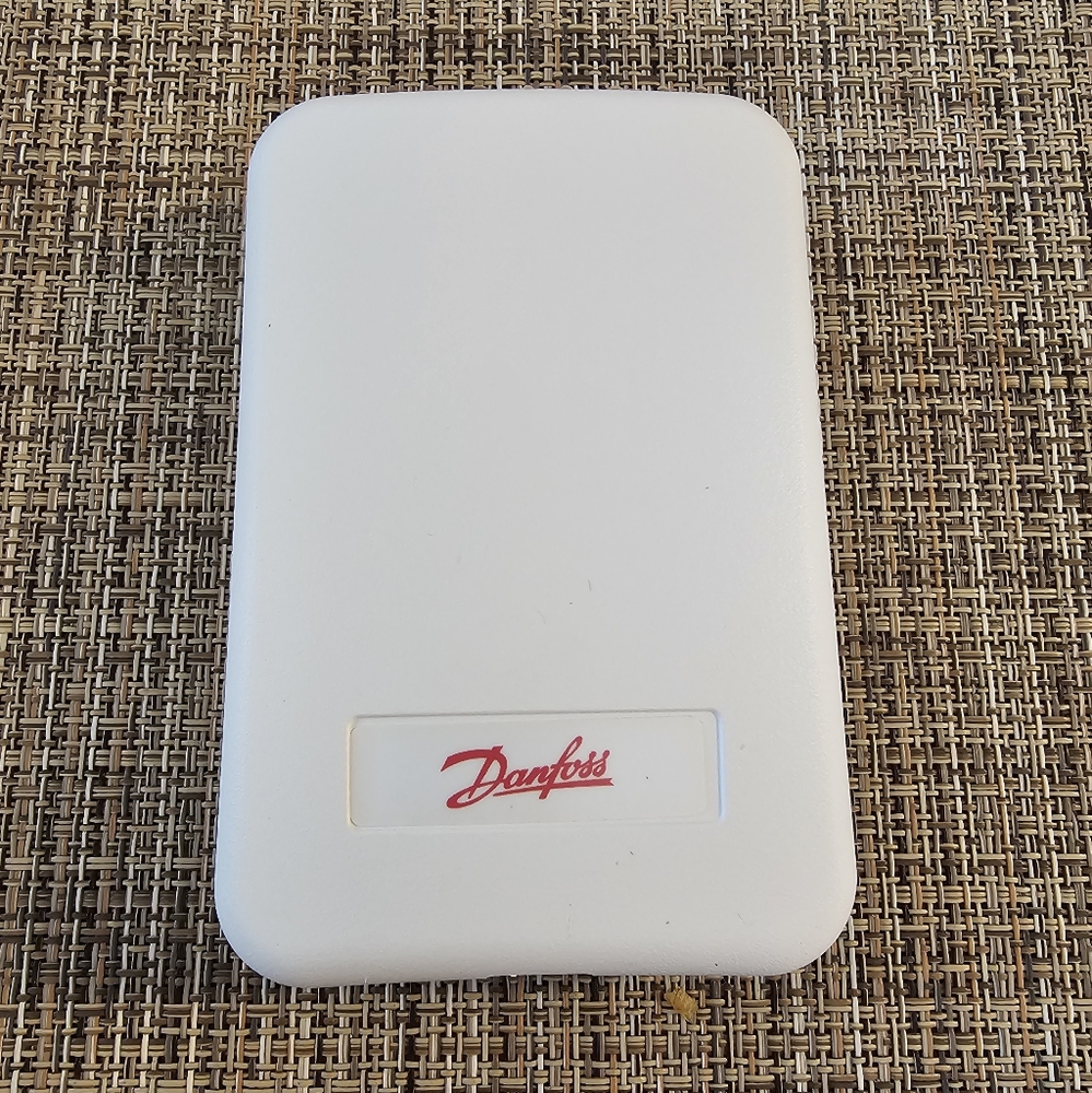 Danfoss Indoor Humidity w/ Temperature Sensor #080Z2171 - New without Box